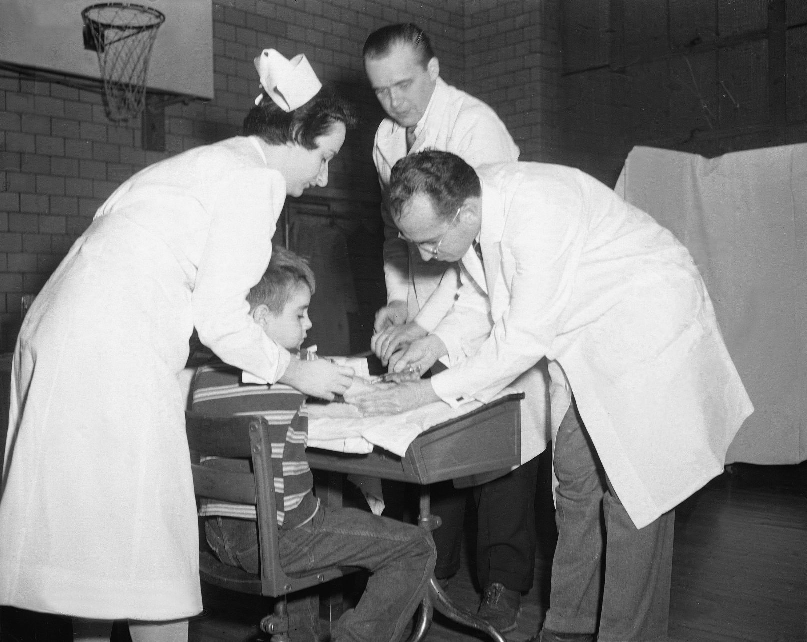 1954: Polio
